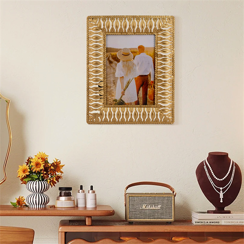 Bring Vintage Charm to Your Home with a Retro Golden Picture Frame 8x10